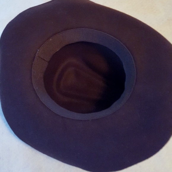 VINTAGE COWBOY HAT BROWN W/CAMEO BROOCH - Picture 8 of 8